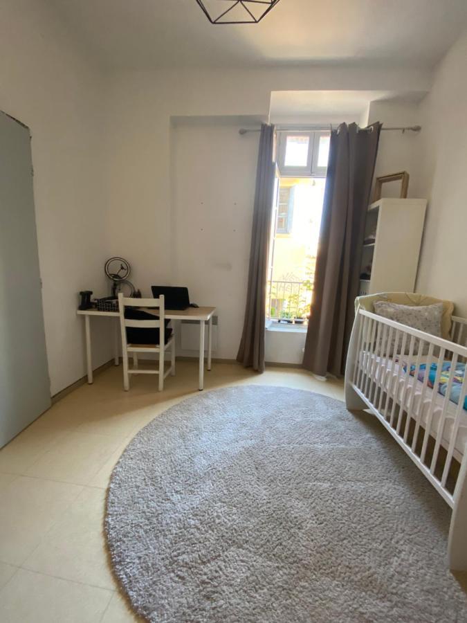 Appartement Ecusson à Montpellier Extérieur photo
